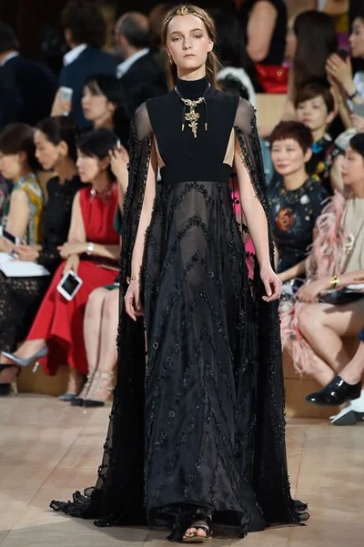 Look 9